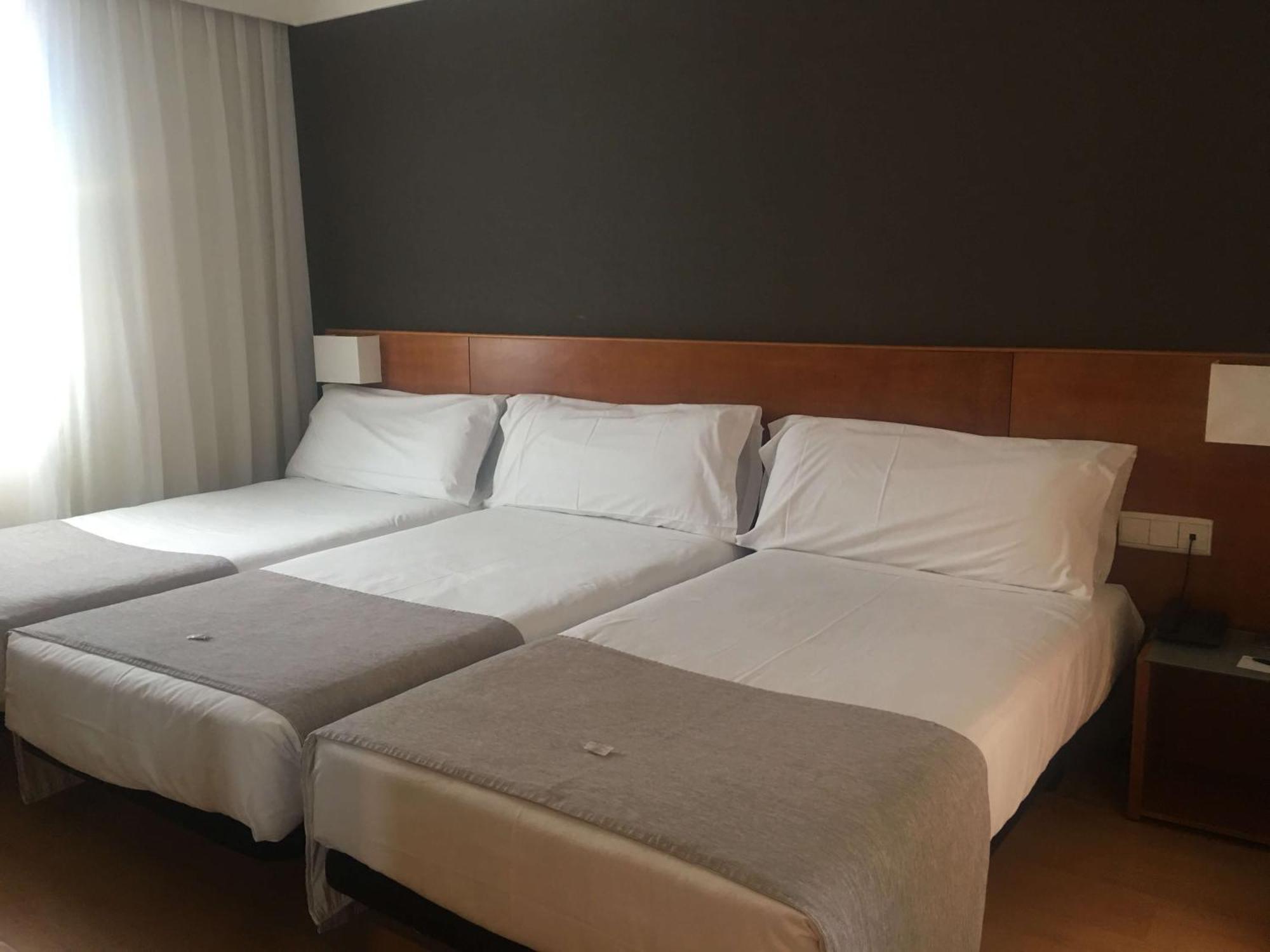 Zenit Logrono Hotell Eksteriør bilde